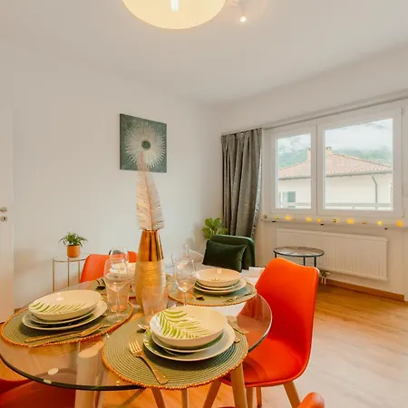Lägenhet {olea} X4pax In Lugano